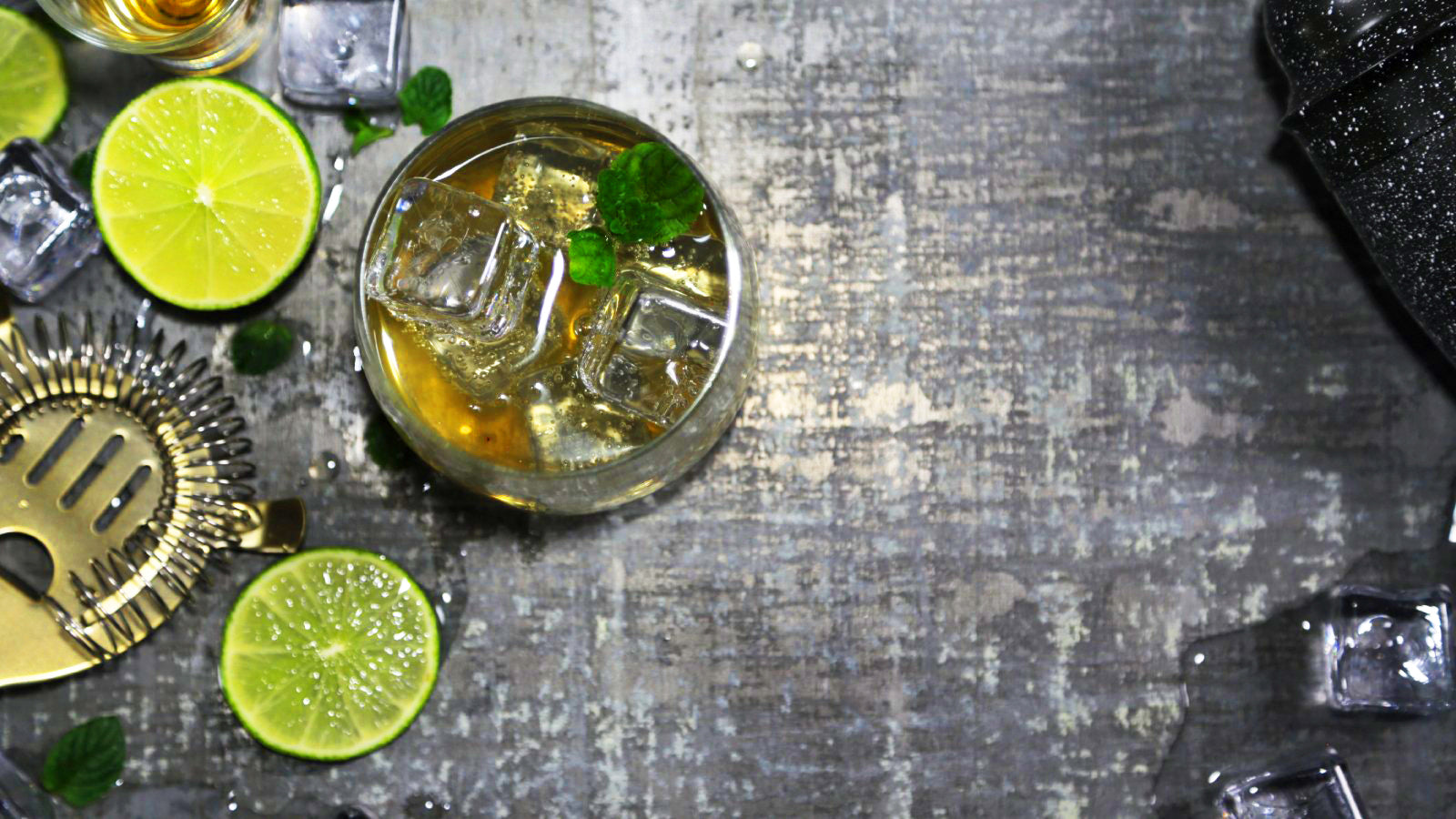 Nor'Easter Cocktail using Barrel aged Bourbon Wabanaki Maple Syrup